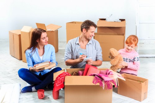 Moving and storage service options for Greenwich clients